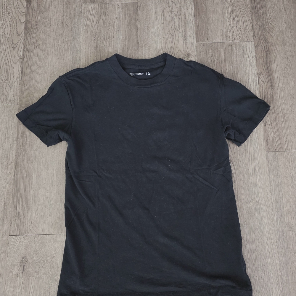 Abercrombie & Fitch Black Short Sleeve Tee